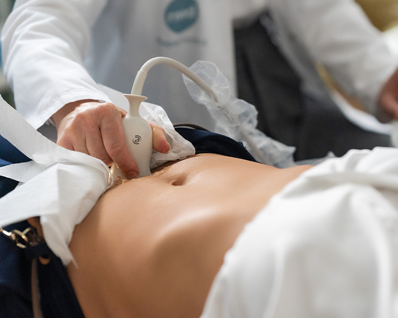 Ginjecologo e Ecografia addominale eseguita con ecografo di ultima generazione presso Rinnova Medical.