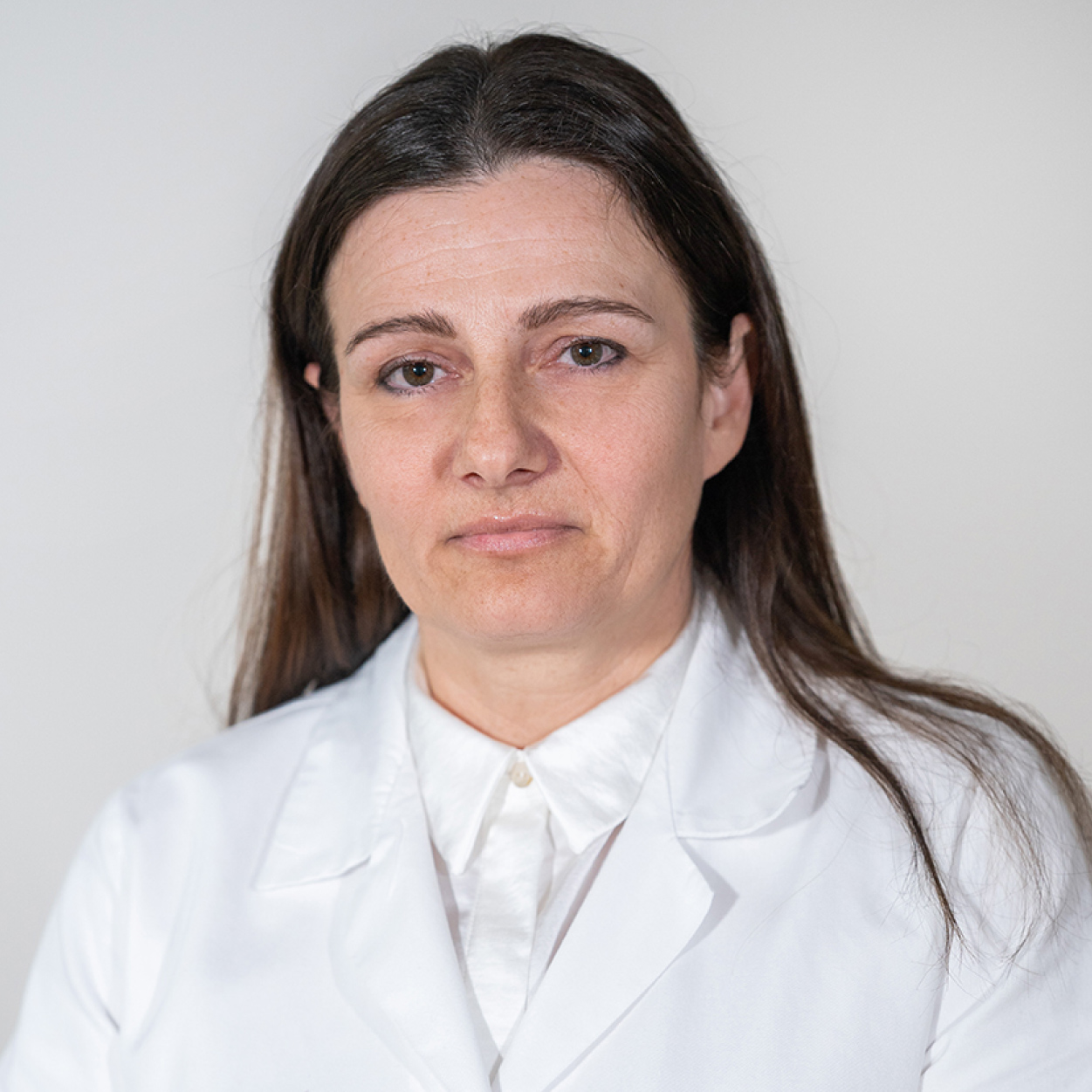 La Dott.ssa Genoveva Stef, ginecologa presso Rinnova Medical a Nova Milanese.