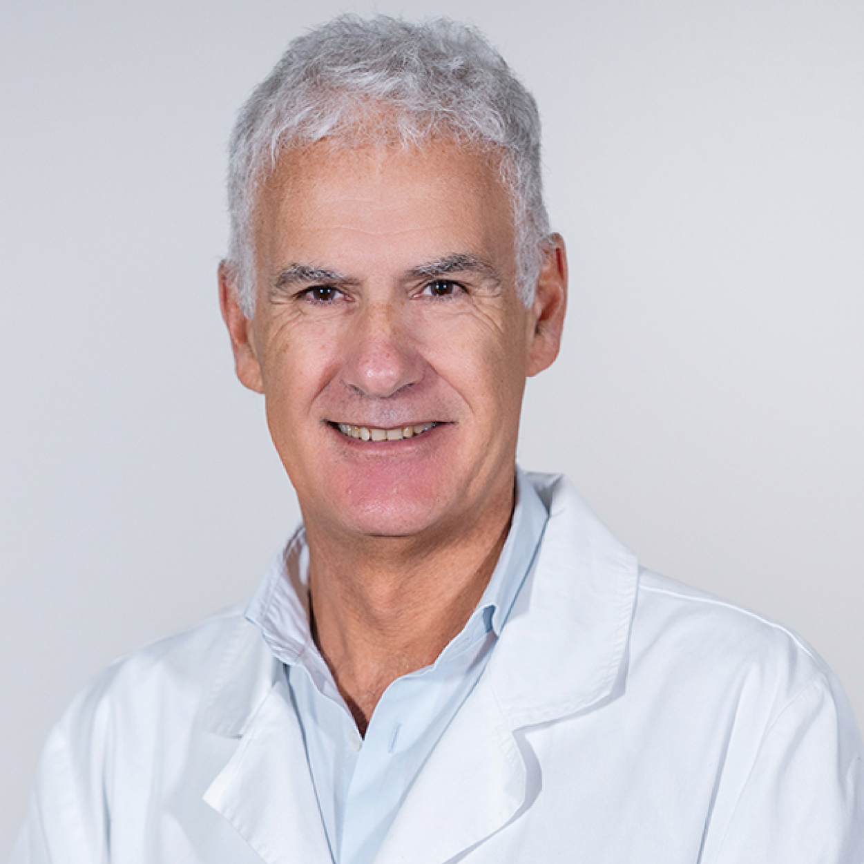 Il Dott. Pasquale Gifuni, ortopedico presso Rinnova Medical a Nova Milanese.
