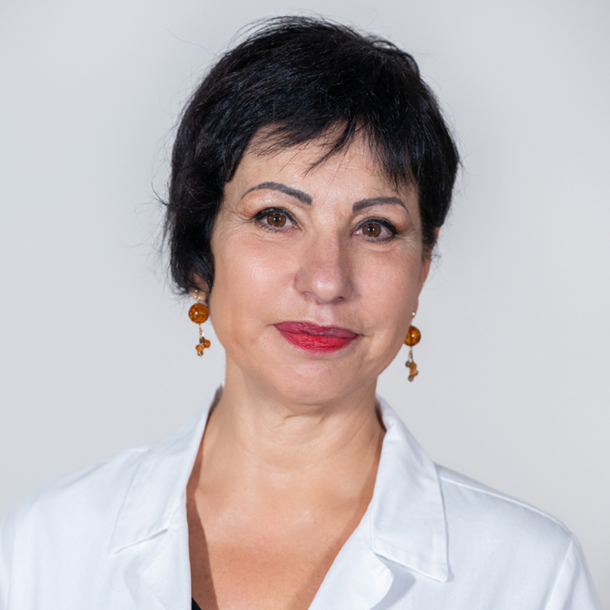 La Dott.ssa Roberta Nolli, ortopedico traumatologo presso Rinnova Medical a Nova Milanese.